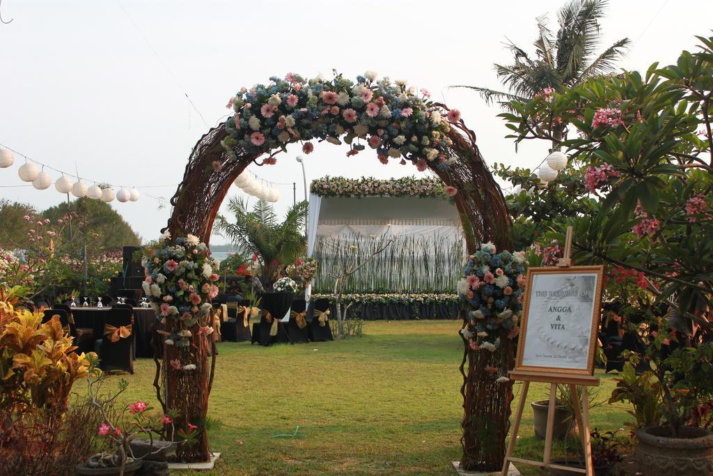 Sanur Seaview Hotel Exterior photo